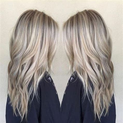 Rochelle Southwick adlı kullanıcının Blonde hair shades panosundaki Pin Saç renkleri Saç ve