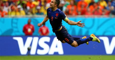 Relive Robin van Persie's World Cup Header Through a Flipbook | TIME