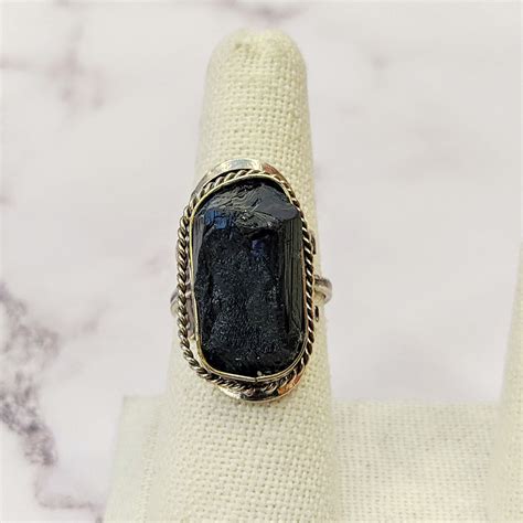 Anillo Turmalina Negra Calm Store