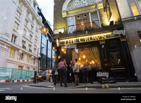 Brewer Street Hi Res Stock Photography And Images Alamy