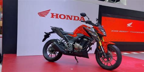 La Nueva Honda Cb F Twister Se Present Oficialmente En El Sal N Moto