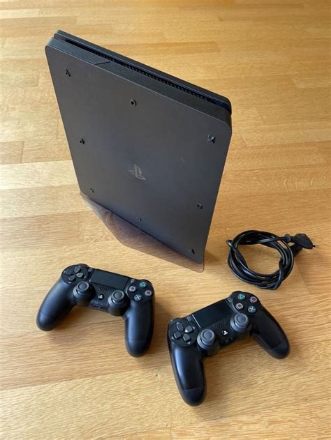 Playstation 4 Slim 1TB 2 Controllers Model CUH2108B Kaufen Auf Ricardo