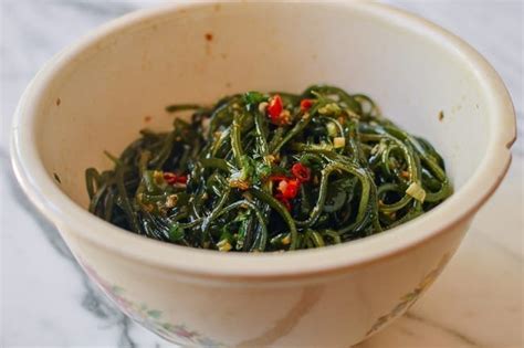 Chinese Seaweed Salad The Woks Of Life