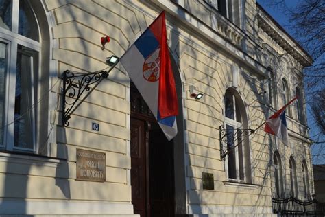 Novosti rs Galerija KNjIGA NA DAR ŠKOLSKIM BIBLIOTEKAMA Svaka