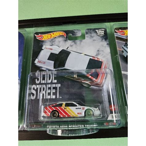 Jual HotWheels Toyota AE 86 Sprinter Trueno Slide Street Shopee Indonesia