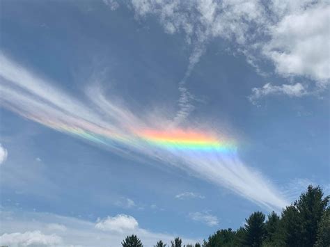 Meet 'Firebows,' the Flat, Rainbow-Like Stacks That Appear in Sunny ...