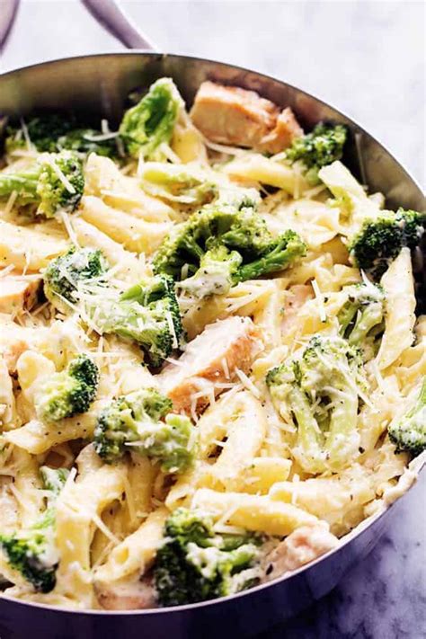 Chicken Fettuccine With Broccoli