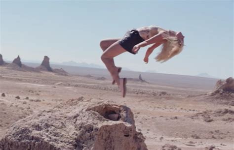 MØ – “Final Song” Video