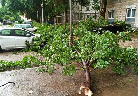 Jako Nevrijeme Pogodilo Brojne Gradove U Bih Gra Ani Prijavljuju Tetu