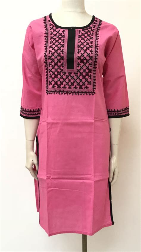 Sindhi Hand Embroidered Kurta In 2021 Cotton Blouse Design Embroidered Clothes Fancy Dress