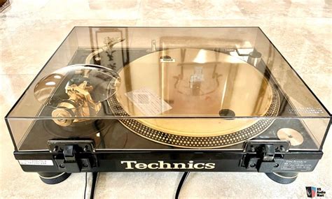 Technics SL 1200 LTD Limited Edition Gold Platter Direct Drive DJ