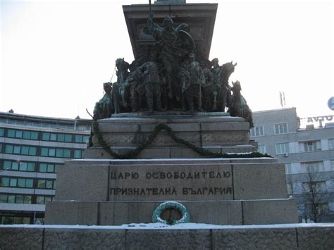 София - Памятник Царю-Освободителю | Турнавигатор