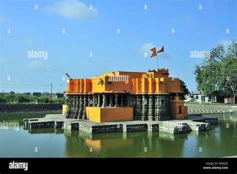 kankaleshwar temple lake at beed maharashtra india Asia Stock Photo - Alamy