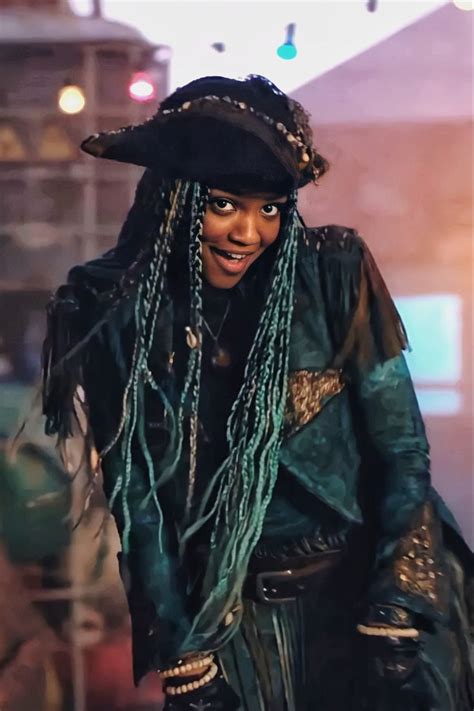 China Anne McClain as Uma - Descendants 2