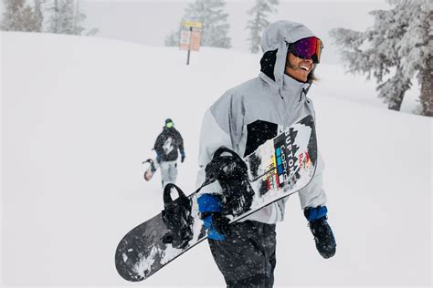 Burton Snowboards & Apparel | Equipe Sport | Equipe Sport