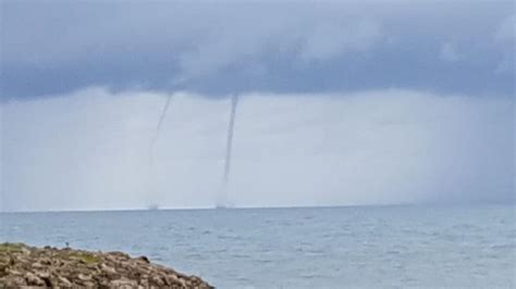 Maltempo Avvistate Trombe Marine Al Largo Di Nora