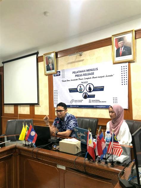 Hmps Pbsi Gelar Pelatihan Menulis Press Release Undang Pengelola