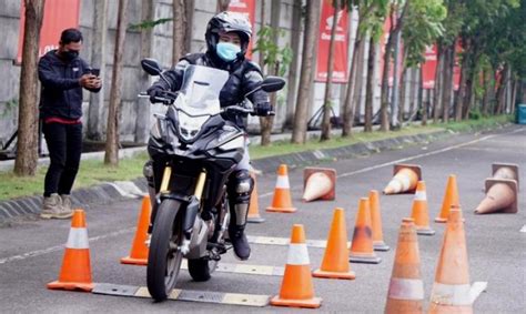 New Honda Cb X Rasakan Sensasi Berkendara Sport Adventure Touring