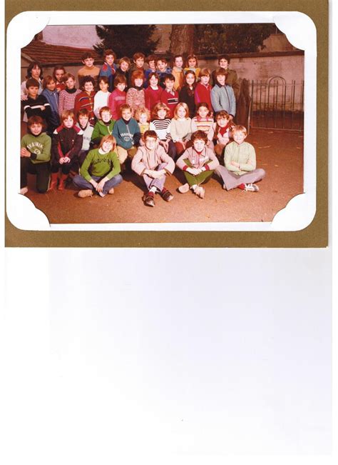 Photo De Classe Cm De Ecole Du Mai Thurins