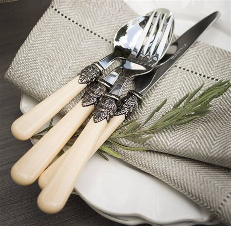 Fleuris Vintage Style Cutlery Set Cutlery Set Vintage Cutlery