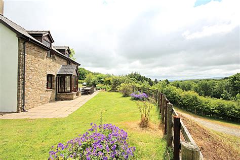 Bedroom Detached House For Sale In Brecon