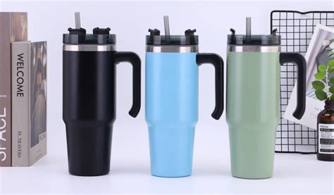 BPA Free Keeps Drinks Hot Cold 30oz Double Wall Stainless Steel Tumbler With Handle Tumblers