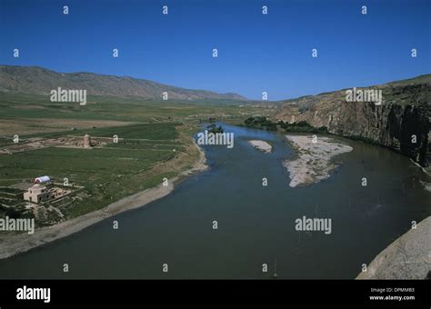 River Tigris High Resolution Stock Photography and Images - Alamy