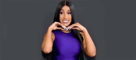 La Pasión Latina Encuentra Poesía Hasta en el Coronavirus Noticias LaMusica