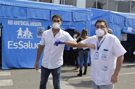 EsSalud Arequipa realiza campaña de salud por Covid 19 en las ciudades