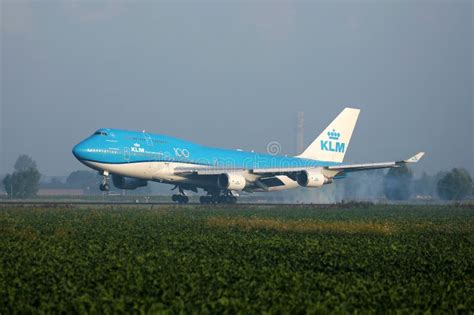 KLM Jumbo Boeing B747 Vliegtuig Dat Opstijgt Van Polderbaan Amsterdam