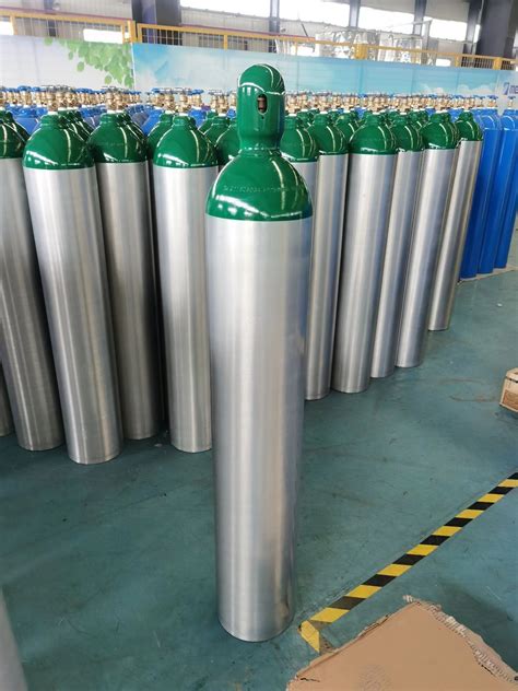 Portable Medical Oxygen Gas Cylinder Dot En Iso7866 Standard Md Me 2 75l 4 55l Empty Oxygen Tank