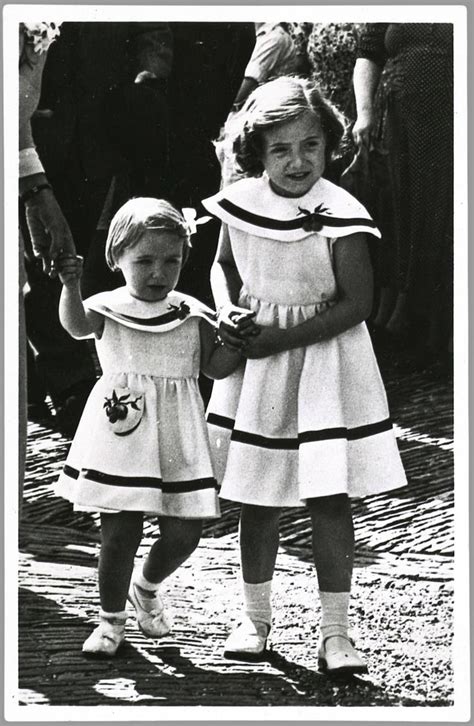 Prinses Marijke En Prinses Margriet Dutch Princess Dutch Royalty