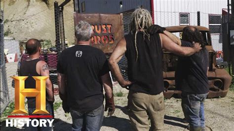 Rust Valley Restorers Hanging The Rust Bros Sign Youtube