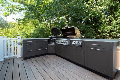 6 Key Benefits of Stainless Steel Outdoor Kitchen Cabinets