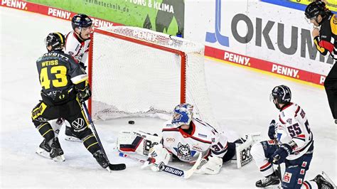 Del Kassel Huskies Verlieren Topspiel Bei Krefeld Pinguinen Nach