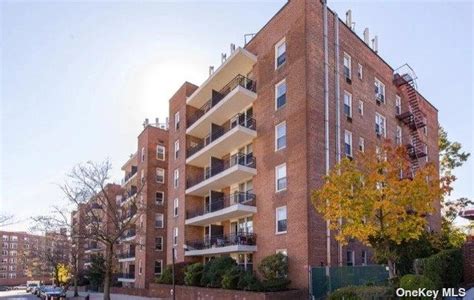 Forest Hills Ny Condos Townhouses For Sale Movoto