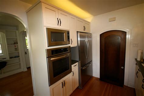 Ventura Spanish Revival Bungalow Kitchen Traditional Kitchen Los