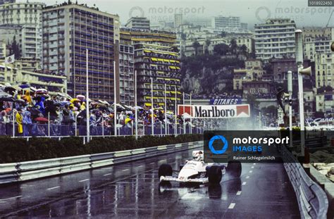 Johnny Cecotto Toleman Tg Hart Leads Manfred Winkelhock Ats D