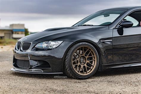 Kens E92 M3 With Apex Arc 8 Wheels In Satin Bronze