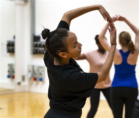 Contemporary Dance Class