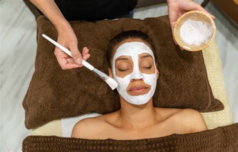 Top 60 Portrait Of An African American Woman Getting A Massage Stock