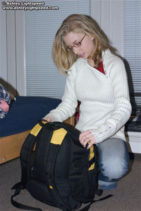 Pictures Of Teen Ashley Lightspeed Getting Naked At Home Porn Pictures XXX Photos Sex Images