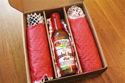 Saucepack Review Hot Sauce Subscription Box Staysaucy Hello