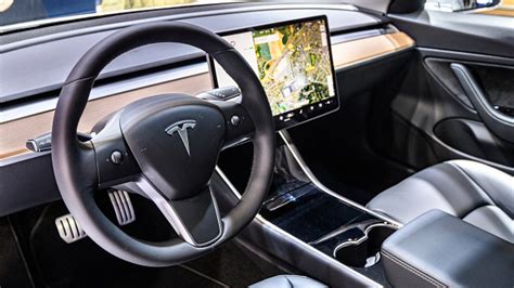 Tesla's head of AI and Autopilot is leaving the company | Mashable