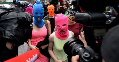 Russie Deux Pussy Riot Interpell Es Sotchi
