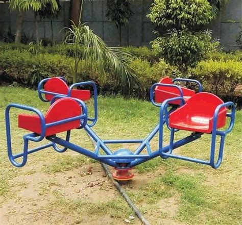 Iron Outdoor Four Seater Merry Go Round At Rs Piece In Nagpur