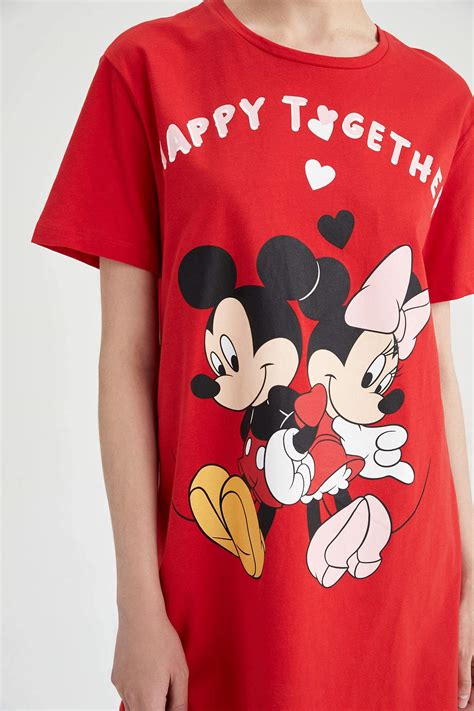 Kırmızı Kadın Fall in Love Disney Mickey Minnie Regular Fit Bisiklet