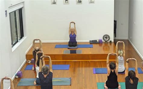 Abdominal Strengthening for Experienced Students - Yoga Vastu