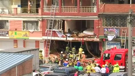 Cuatro fallecidos y treinta heridos por la explosión de una vivienda en