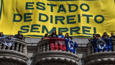 Carta Em Defesa Da Democracia Lida Na Faculdade De Direito Da Usp